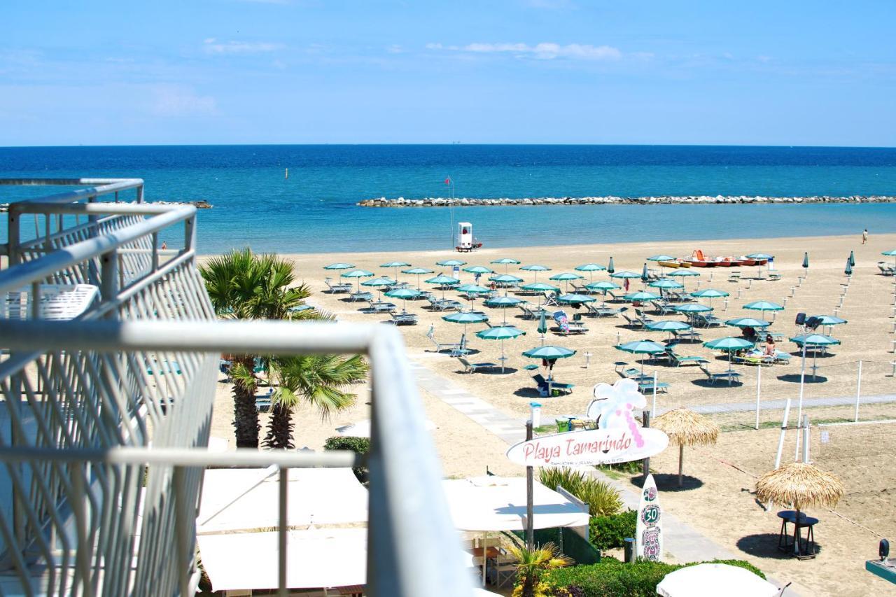 Sun Beach Residence Rimini Bagian luar foto
