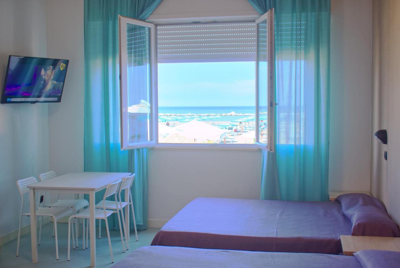Sun Beach Residence Rimini Bagian luar foto