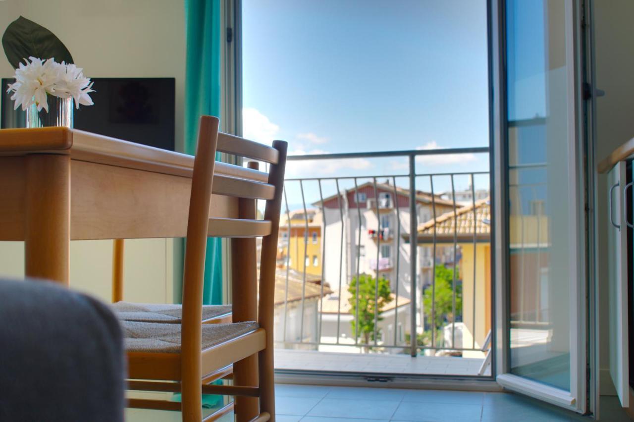 Sun Beach Residence Rimini Bagian luar foto