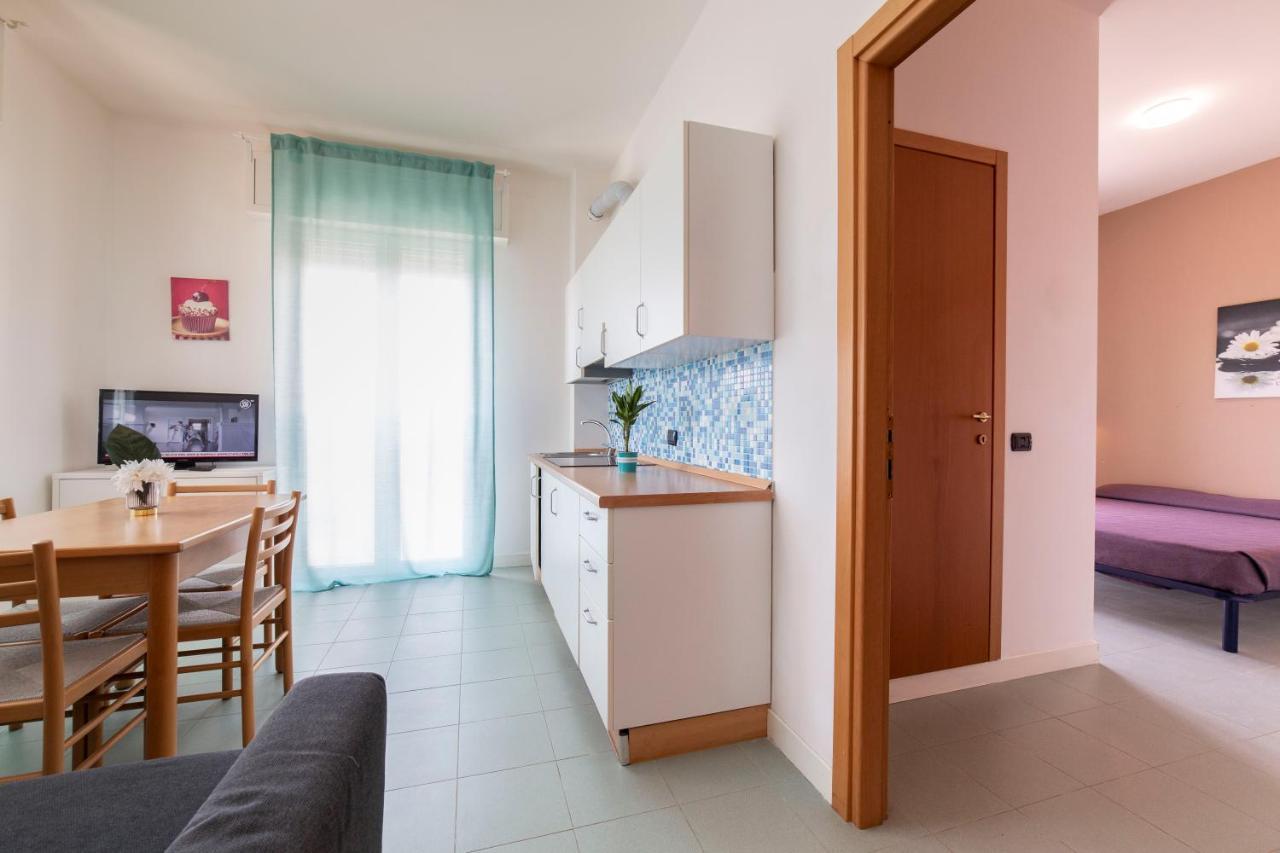 Sun Beach Residence Rimini Bagian luar foto