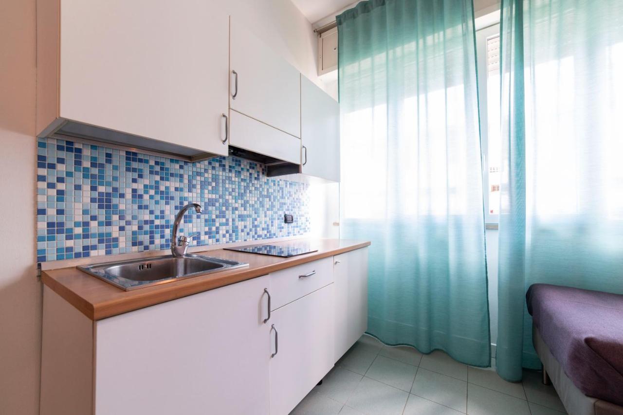 Sun Beach Residence Rimini Bagian luar foto